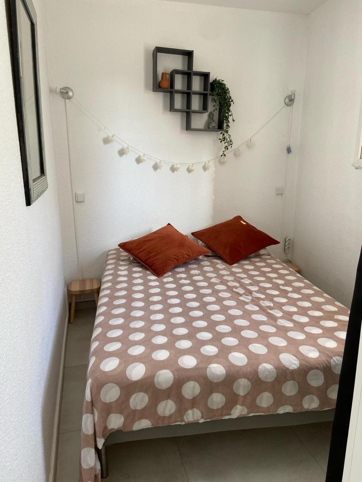 La Terrasse Bandolaise Tout A Pied, Wifi, Clim, Parking Luaran gambar